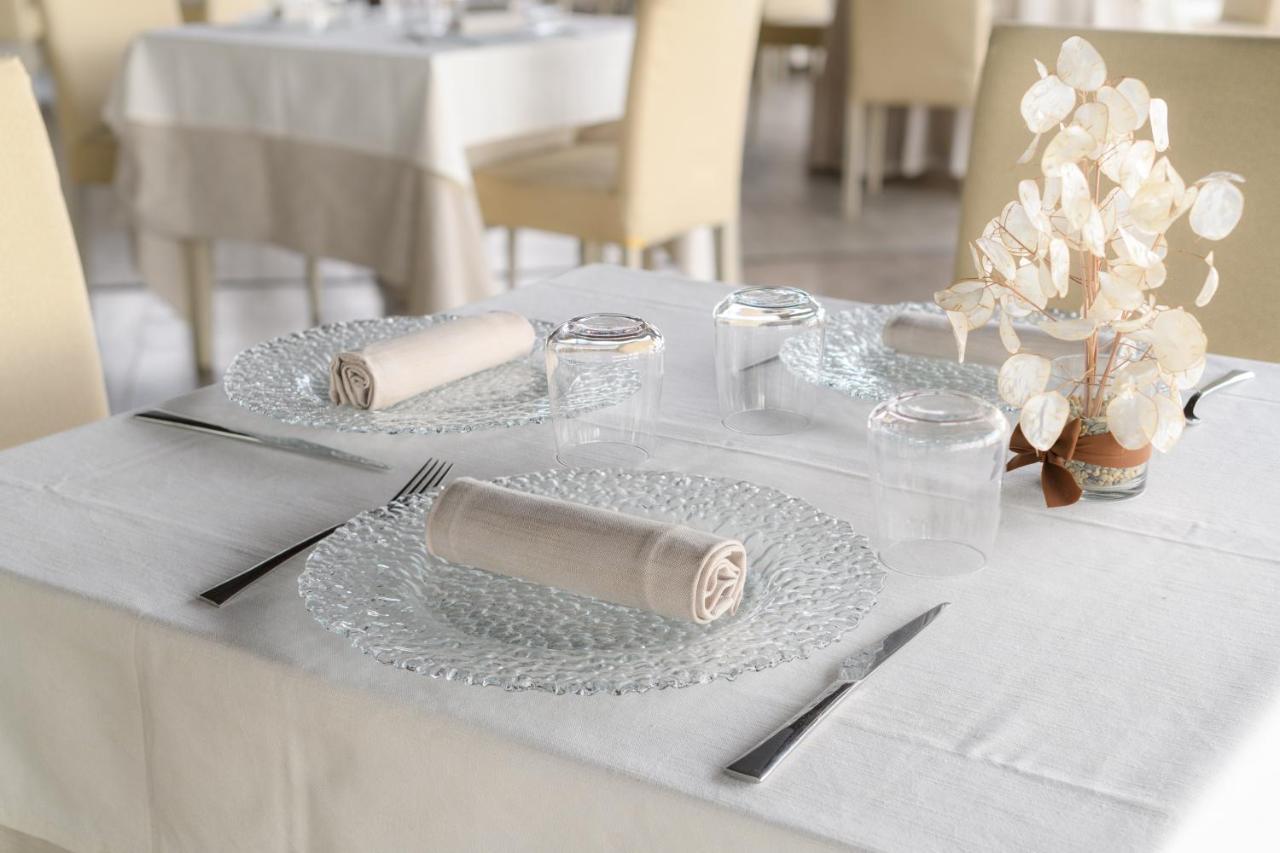 Relais Bella Rosina Pool & Spa La Cassa Zewnętrze zdjęcie