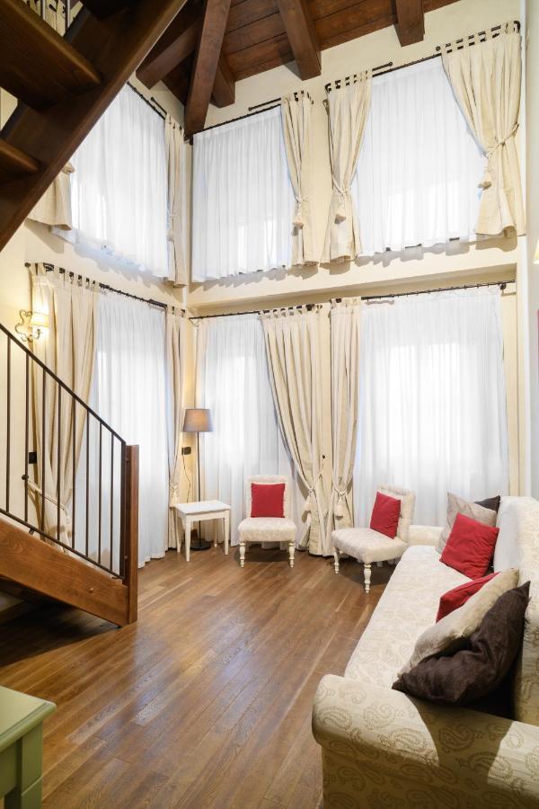 Relais Bella Rosina Pool & Spa La Cassa Zewnętrze zdjęcie