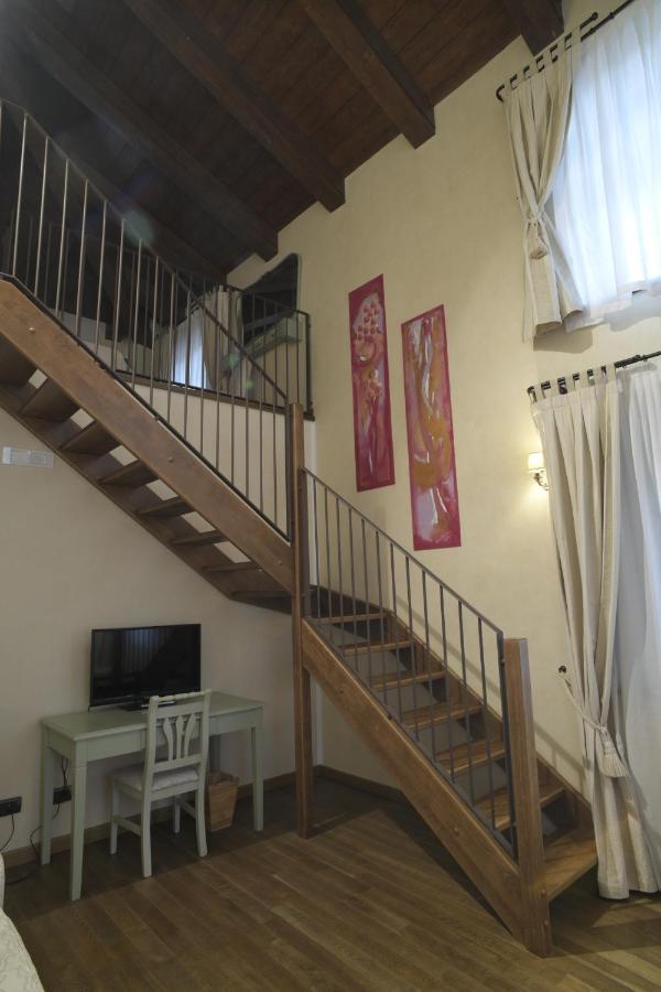 Relais Bella Rosina Pool & Spa La Cassa Zewnętrze zdjęcie