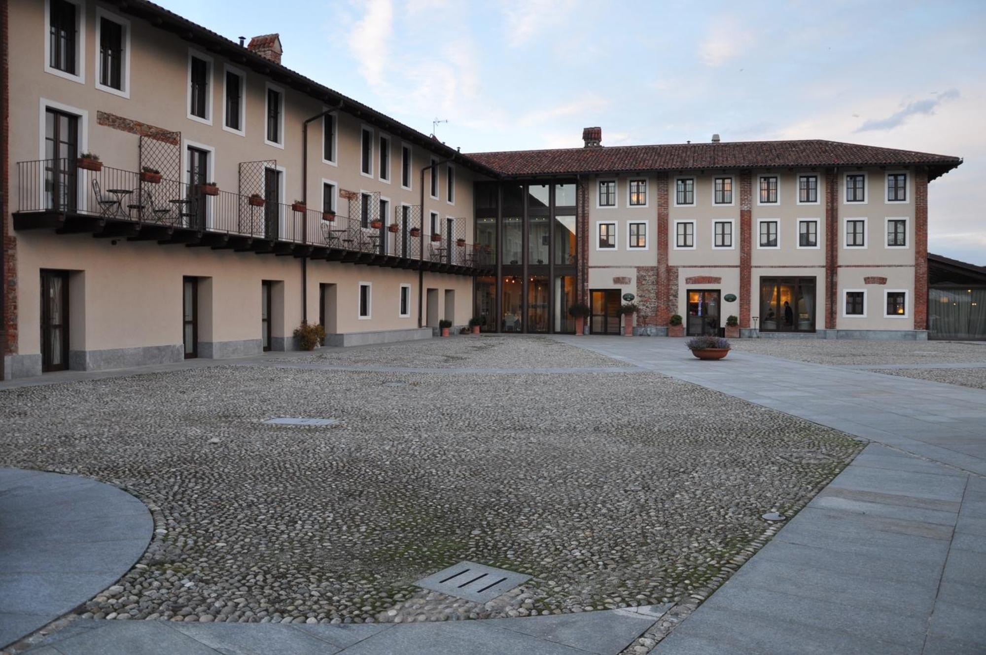 Relais Bella Rosina Pool & Spa La Cassa Zewnętrze zdjęcie